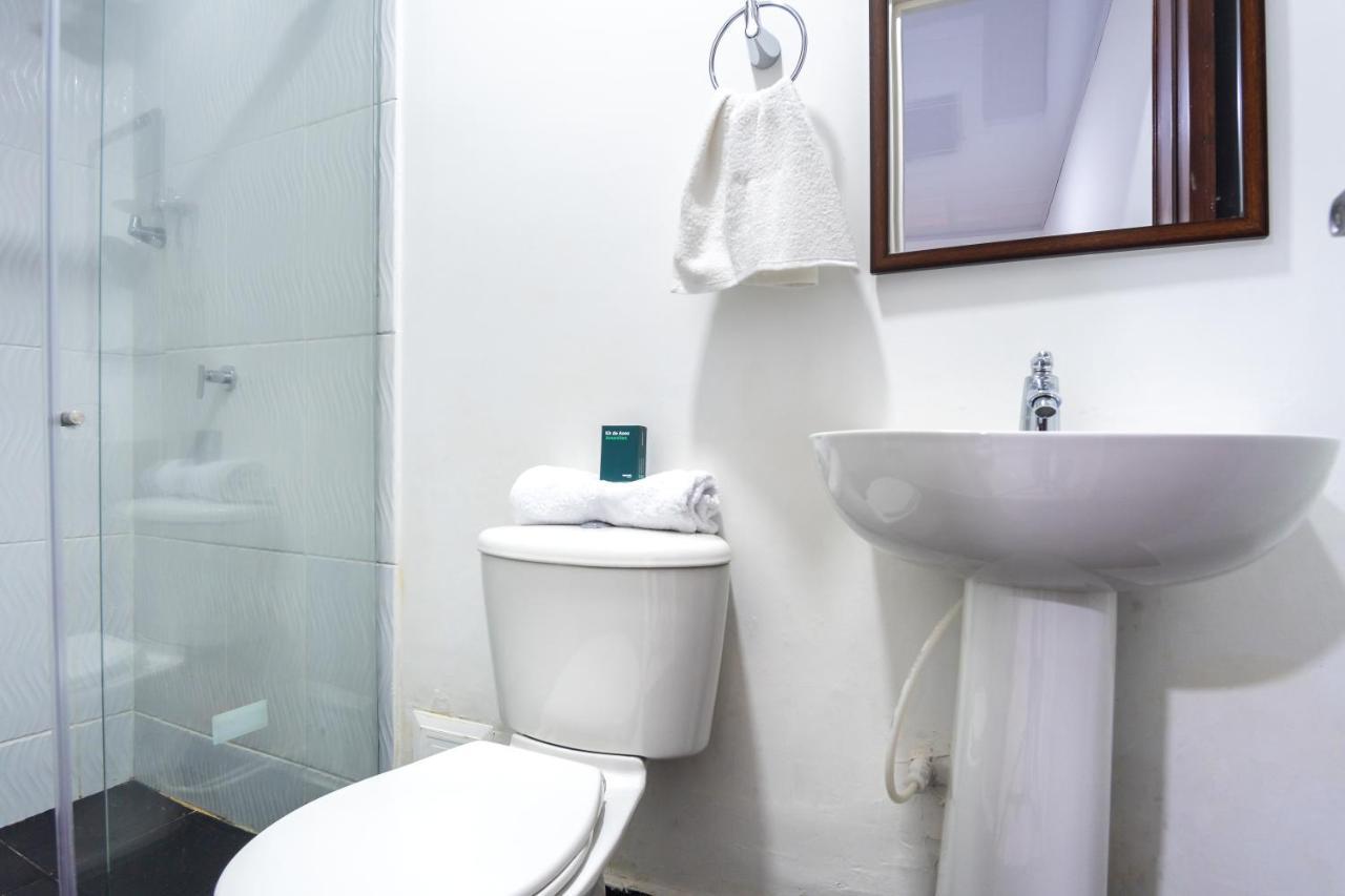 Hotel Neiva Urdaneta Екстериор снимка